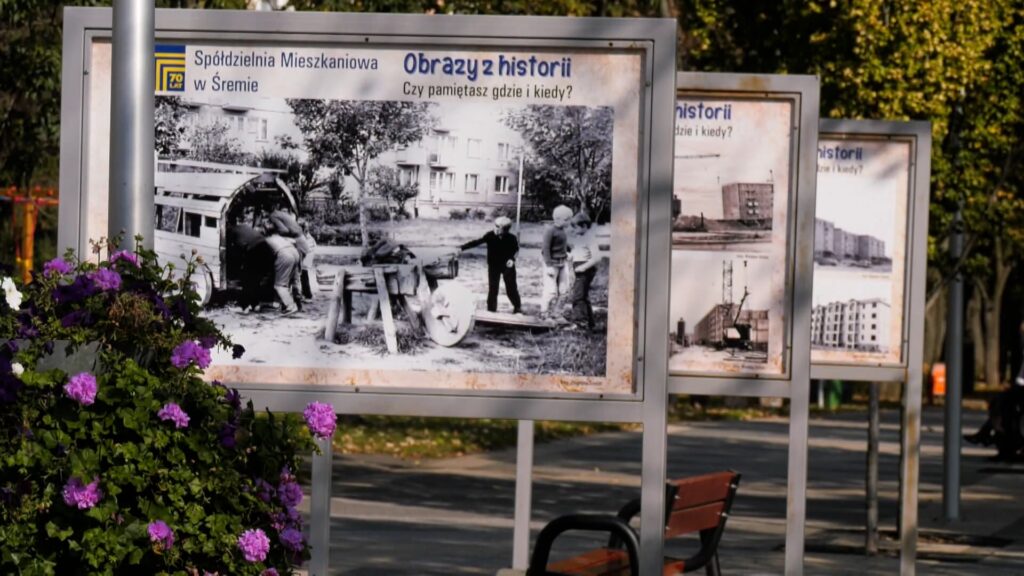 Wystawa fotografii na 70-lecie
