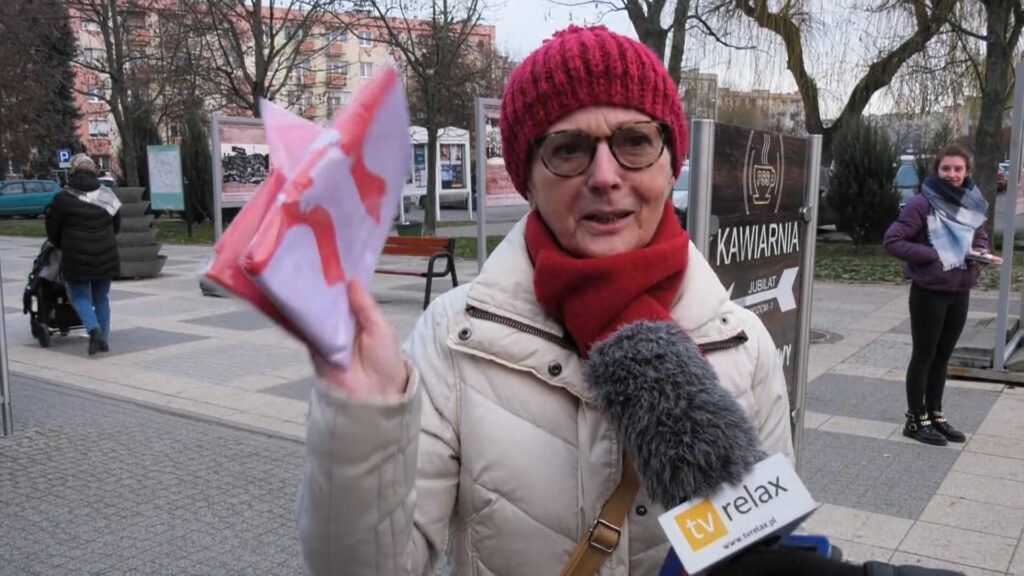 Śremianie odebrali powstańcze flagi