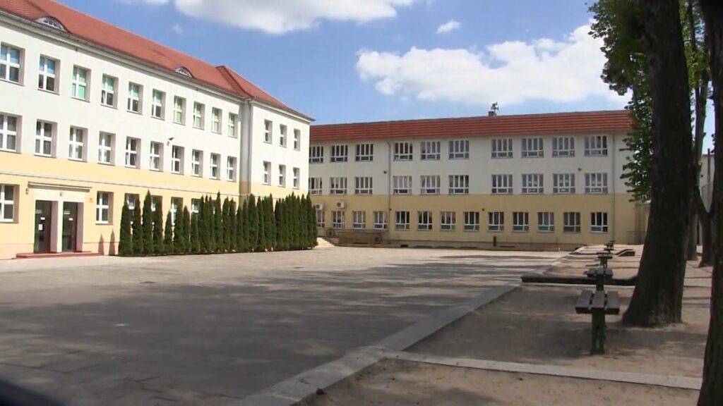 Planujesz posłać dziecko do szkoły lub przedszkola? Wkrótce rozpocznie się rekrutacja