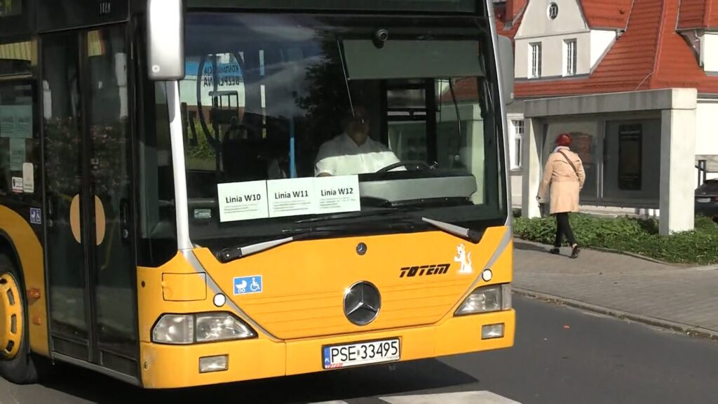 Wybory autobus okazał się klapą. 2,5 tys. złotych za pasażera