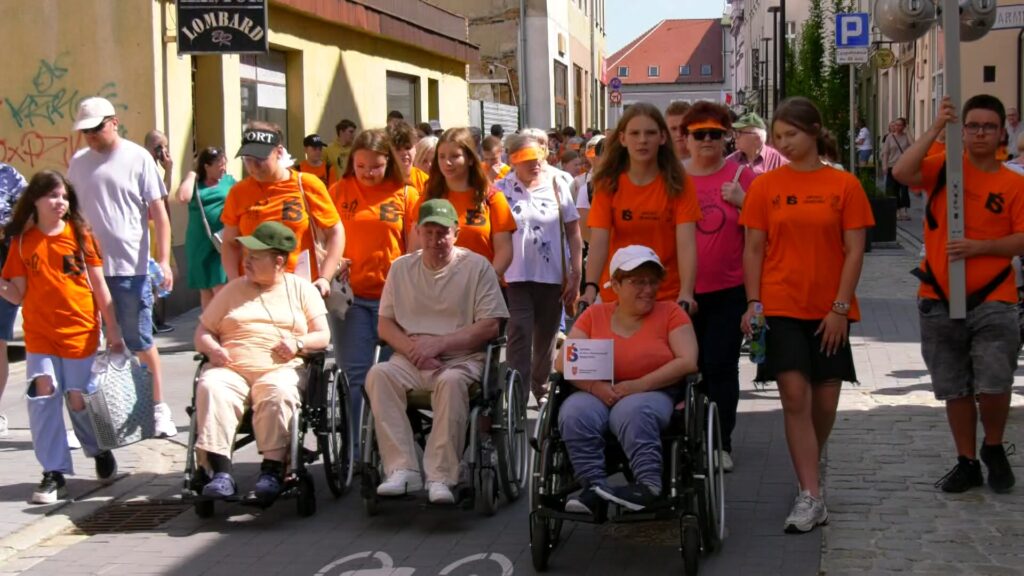 Prawie dwieście pięćdziesiąt osób „Uwalniało Skowronka”