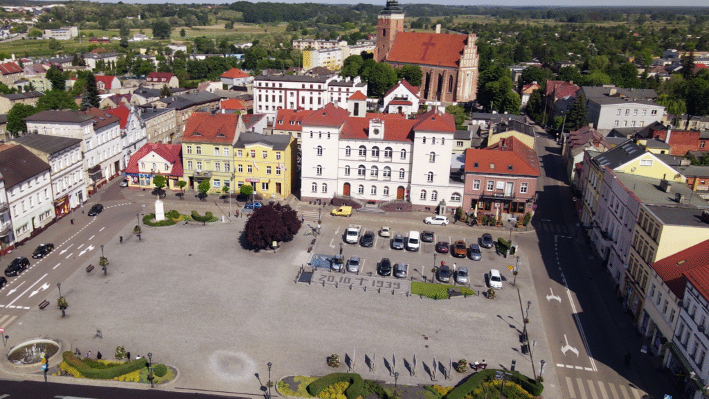 Zamykają parking przed ratuszem