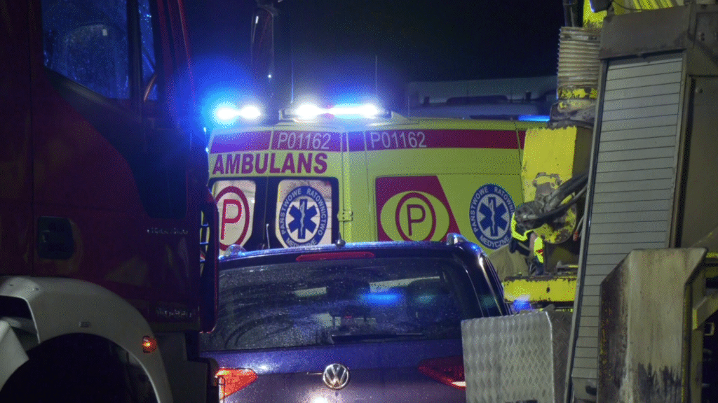 Rowerzysta przewrócił się przed nadjeżdżającym autem. Nie żyje