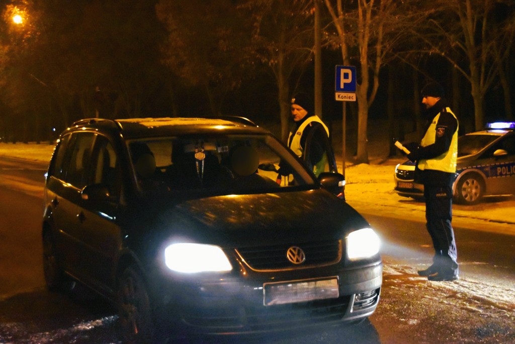 Niespodziewane nocne kontrole. Wpadło 3 kierowców