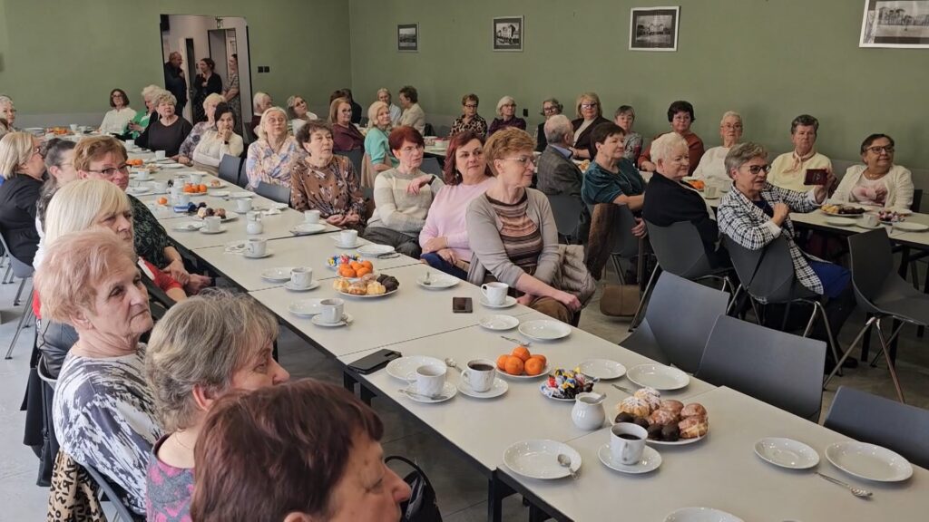 Emerytowani związkowy świętowali Dzień Kobiet