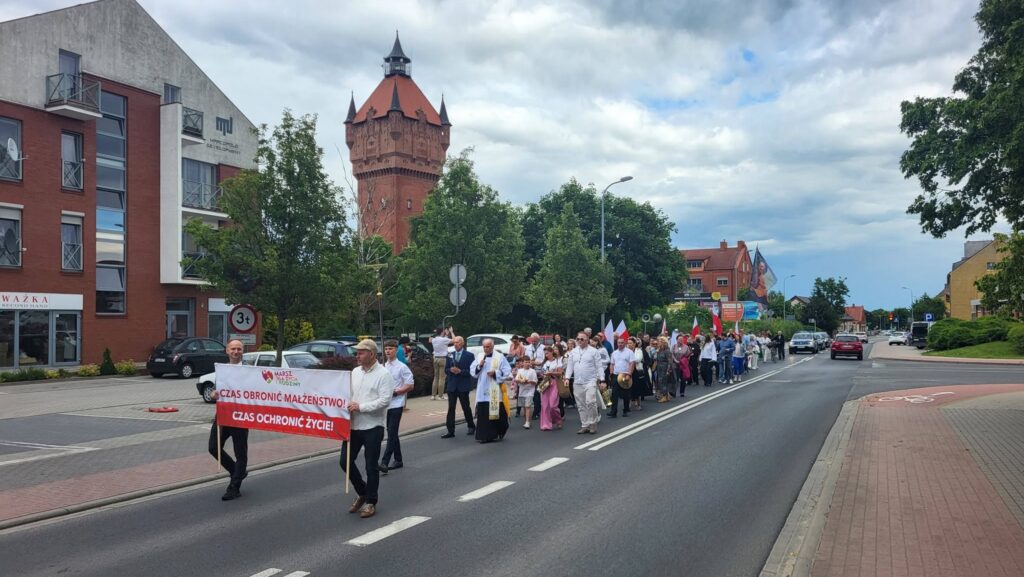 Marsz dla Życia i Rodziny przeszedł ulicami Śremu